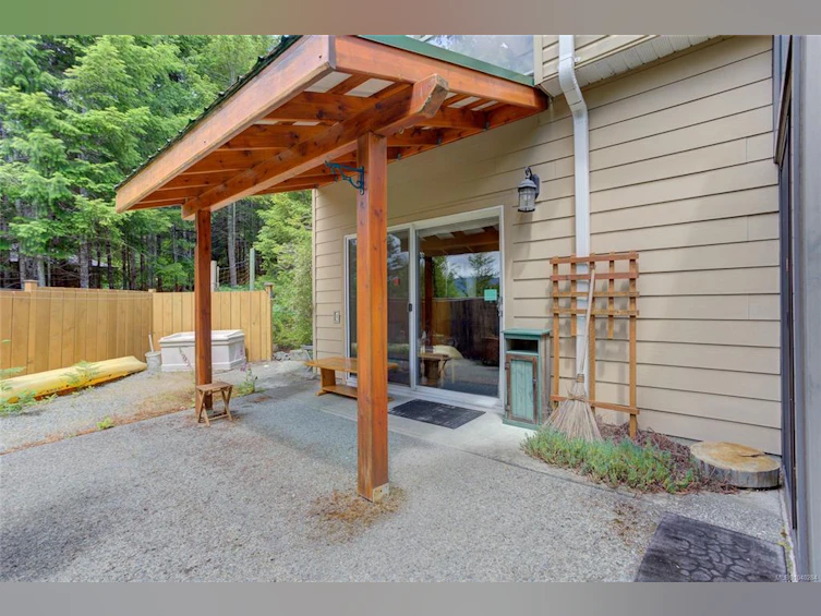 9857 Youbou Road, Youbou, BC, V0R 3E1 - 46