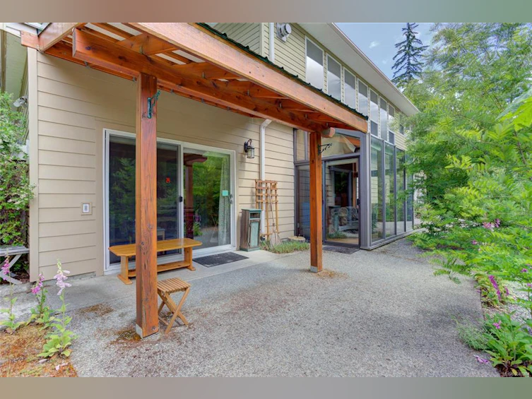 9857 Youbou Road, Youbou, BC, V0R 3E1 - 47