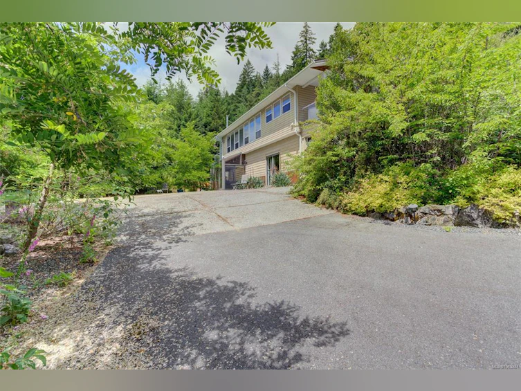 9857 Youbou Road, Youbou, BC, V0R 3E1 - 2