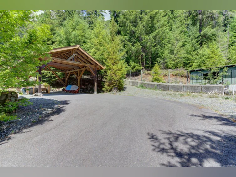 9857 Youbou Road, Youbou, BC, V0R 3E1 - 3