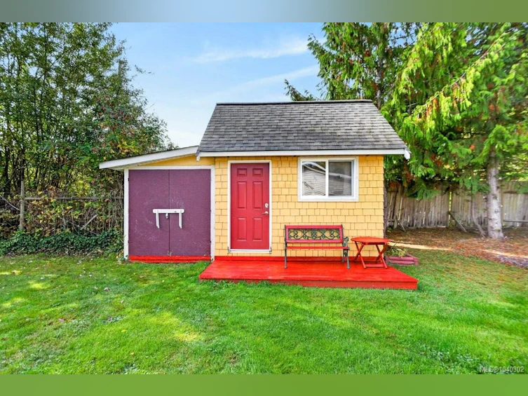 70 Islewood Drive, Bowser/Deep Bay, BC, V0R 1G0 - 34