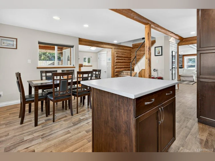 70 Islewood Drive, Bowser/Deep Bay, BC, V0R 1G0 - 6