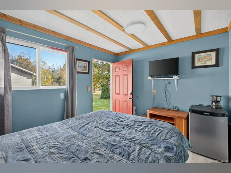 70 Islewood Drive, Bowser/Deep Bay, BC, V0R 1G0 - 35