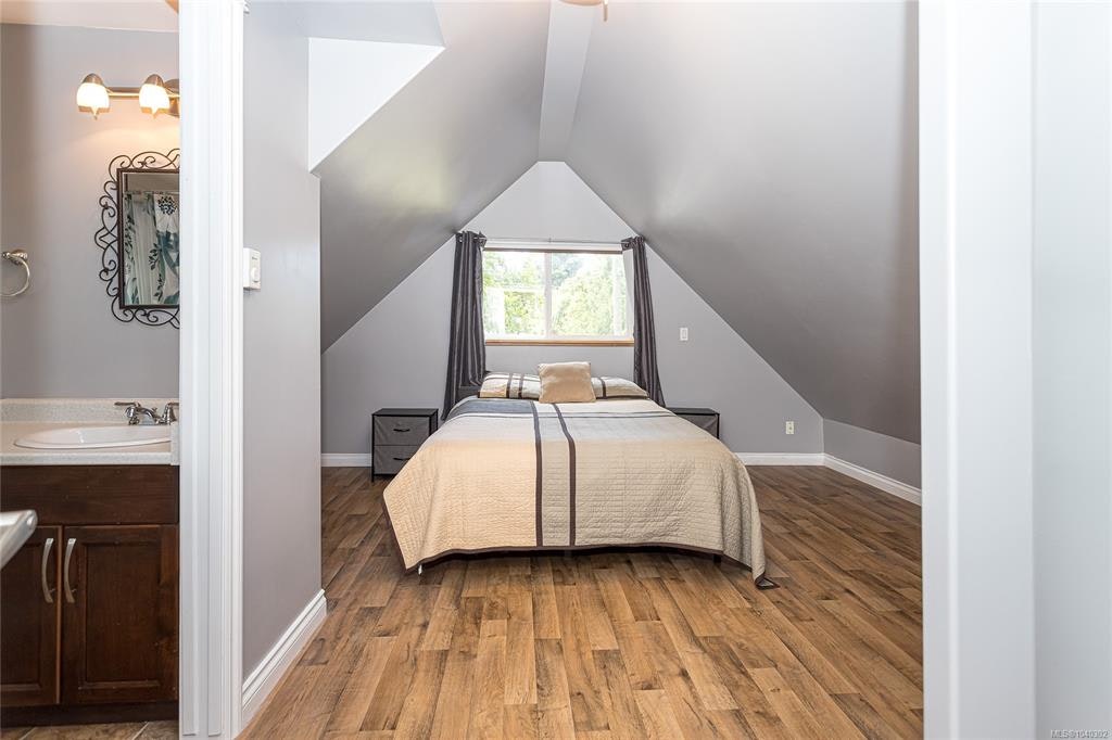 70 Islewood Drive, Bowser/Deep Bay, BC, V0R 1G0 - 13