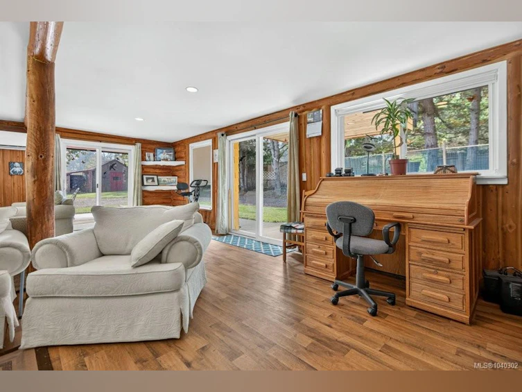 70 Islewood Drive, Bowser/Deep Bay, BC, V0R 1G0 - 14