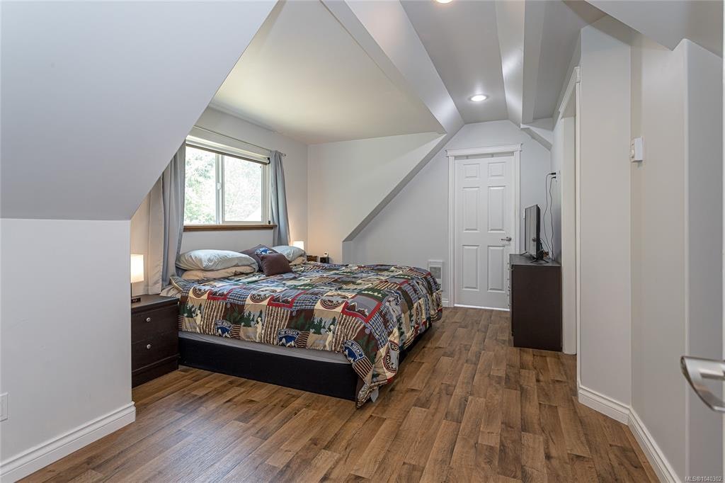 70 Islewood Drive, Bowser/Deep Bay, BC, V0R 1G0 - 9