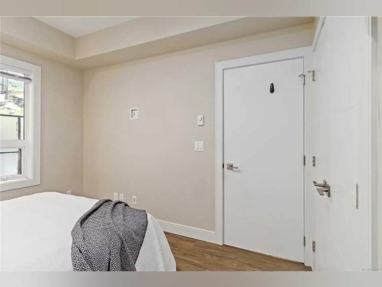 107-280 Island Highway, View Royal, BC, V9B 1G5 - 16
