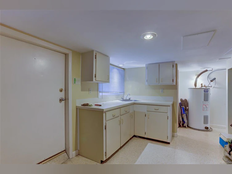 58 Pine Street, Nanaimo, BC, V9R 2B2 - 38