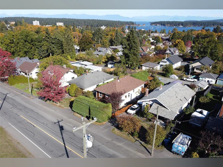 58 Pine Street, Nanaimo, BC, V9R 2B2 - 57