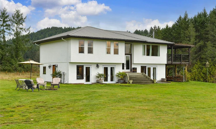 300 Wood Dale Drive