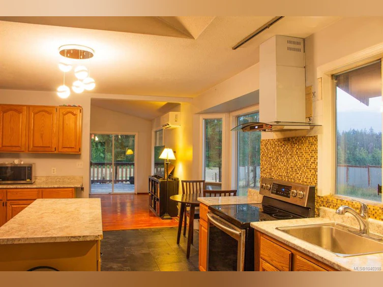 981 Pratt Road, Hilliers, BC, V9K 1W5 - 9