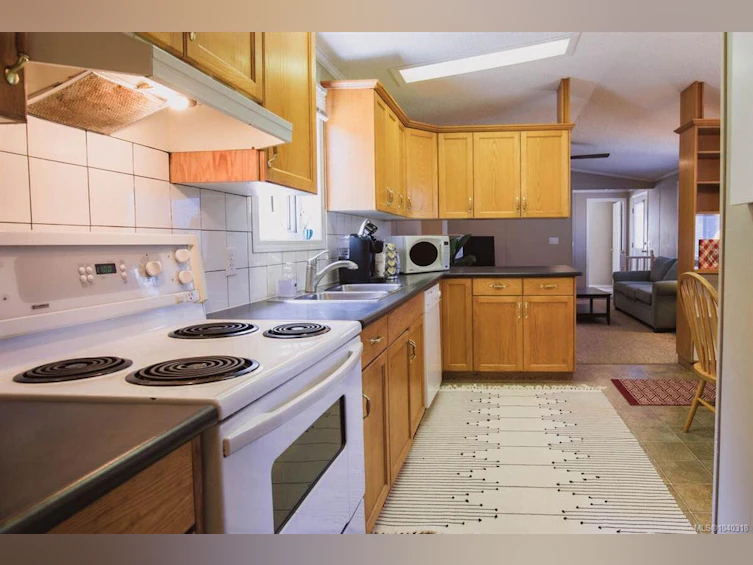 981 Pratt Road, Hilliers, BC, V9K 1W5 - 25