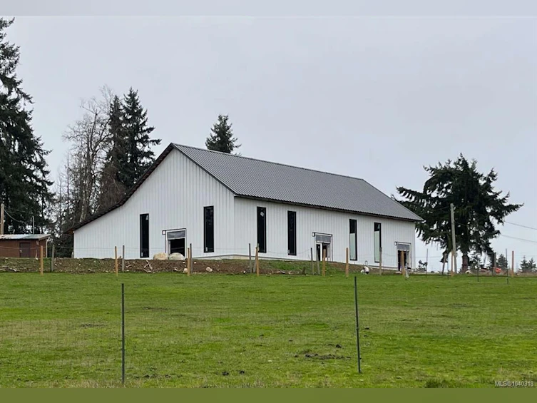 981 Pratt Road, Hilliers, BC, V9K 1W5