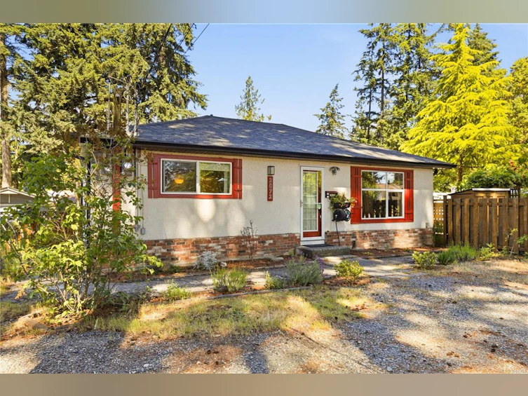 2872 Glen Lake Road, Langford, BC, V9B 4A7