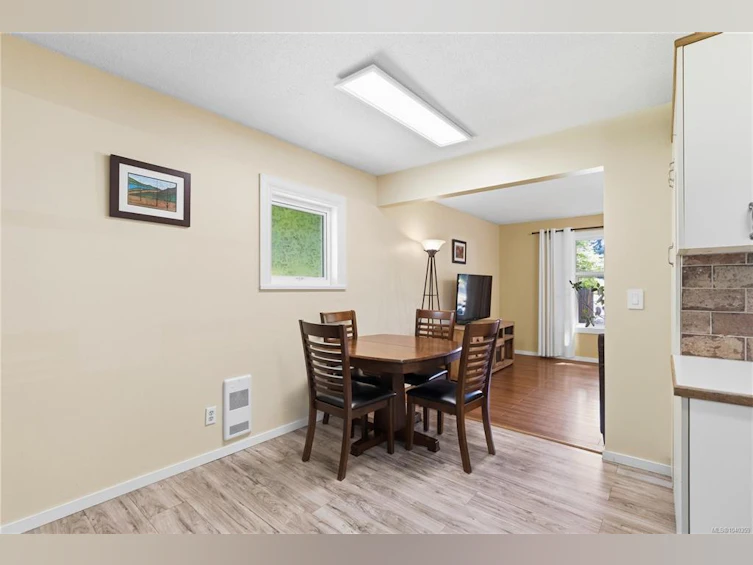 2872 Glen Lake Road, Langford, BC, V9B 4A7 - 13