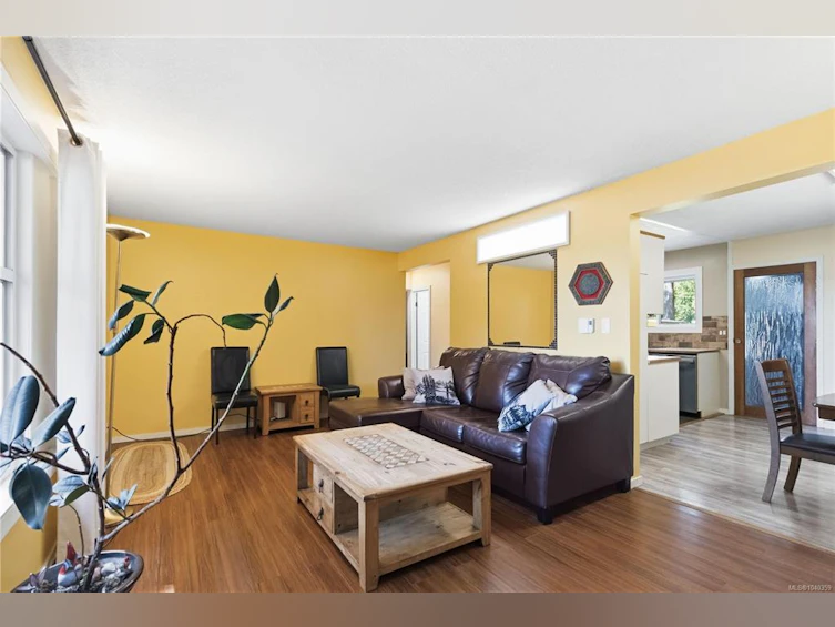 2872 Glen Lake Road, Langford, BC, V9B 4A7 - 9