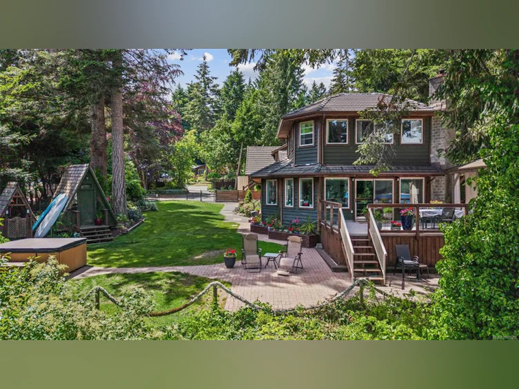 7764 Ships Point Road, Fanny Bay, BC, V0R 1W0 - 63