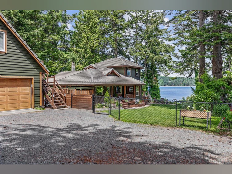 7764 Ships Point Road, Fanny Bay, BC, V0R 1W0 - 14