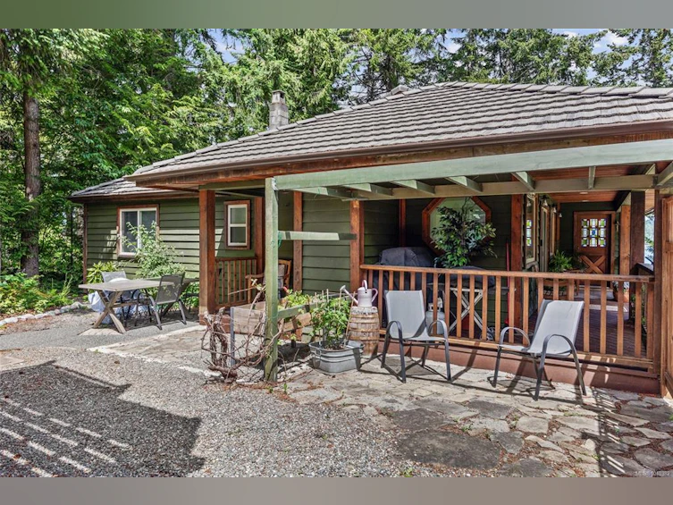 7764 Ships Point Road, Fanny Bay, BC, V0R 1W0 - 18