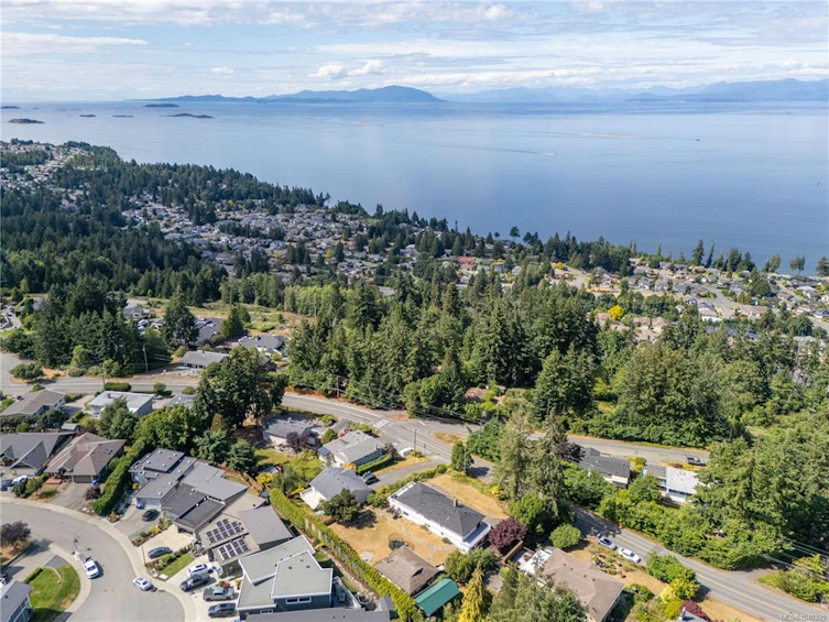 5395 Lost Lake Road, Nanaimo, BC, V9T 5E7 - 54