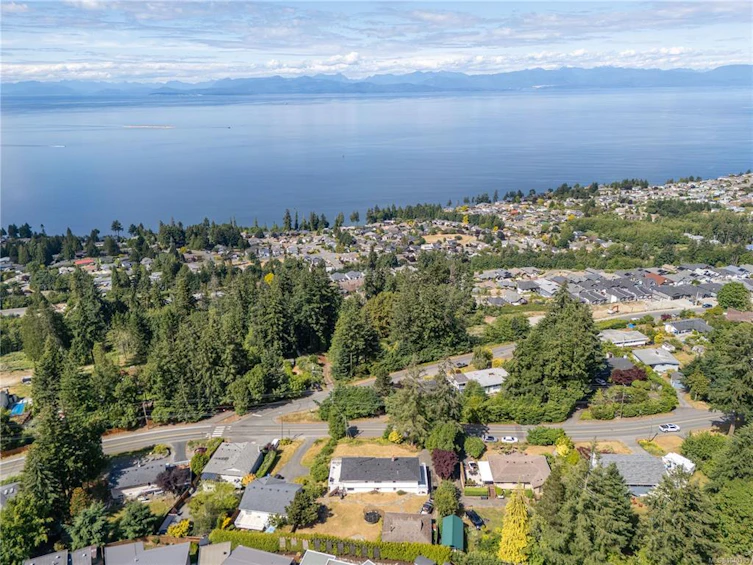 5395 Lost Lake Road, Nanaimo, BC, V9T 5E7 - 52