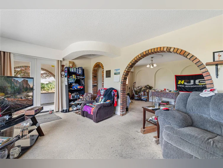 5395 Lost Lake Road, Nanaimo, BC, V9T 5E7 - 21