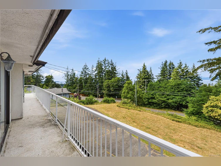 5395 Lost Lake Road, Nanaimo, BC, V9T 5E7 - 37