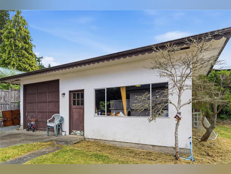5395 Lost Lake Road, Nanaimo, BC, V9T 5E7 - 43