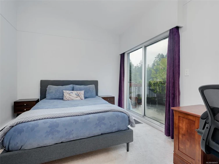 4482 Emily Carr Drive, Saanich, BC, V8X 2N6 - 14
