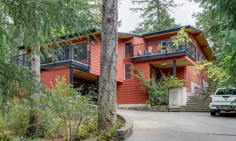 4482 Emily Carr Drive