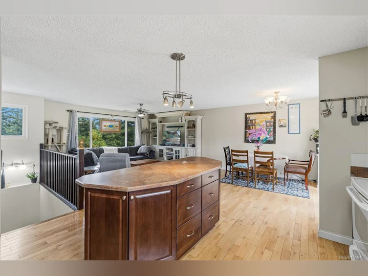 2671 Beaver Creek Crescent, Nanaimo, BC, V9T 3K3 - 8