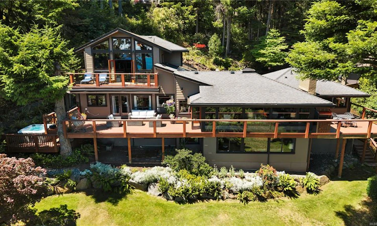 1370 Ivor Road