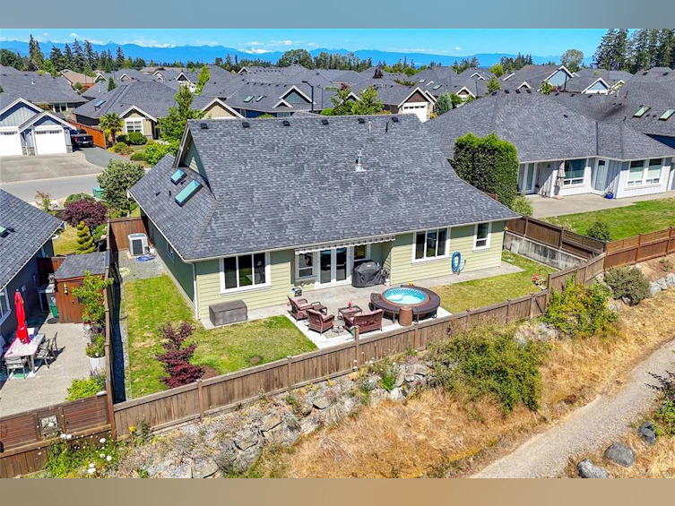 497 Ridgefield Drive, French Creek, BC, V9P 0E2 - 53