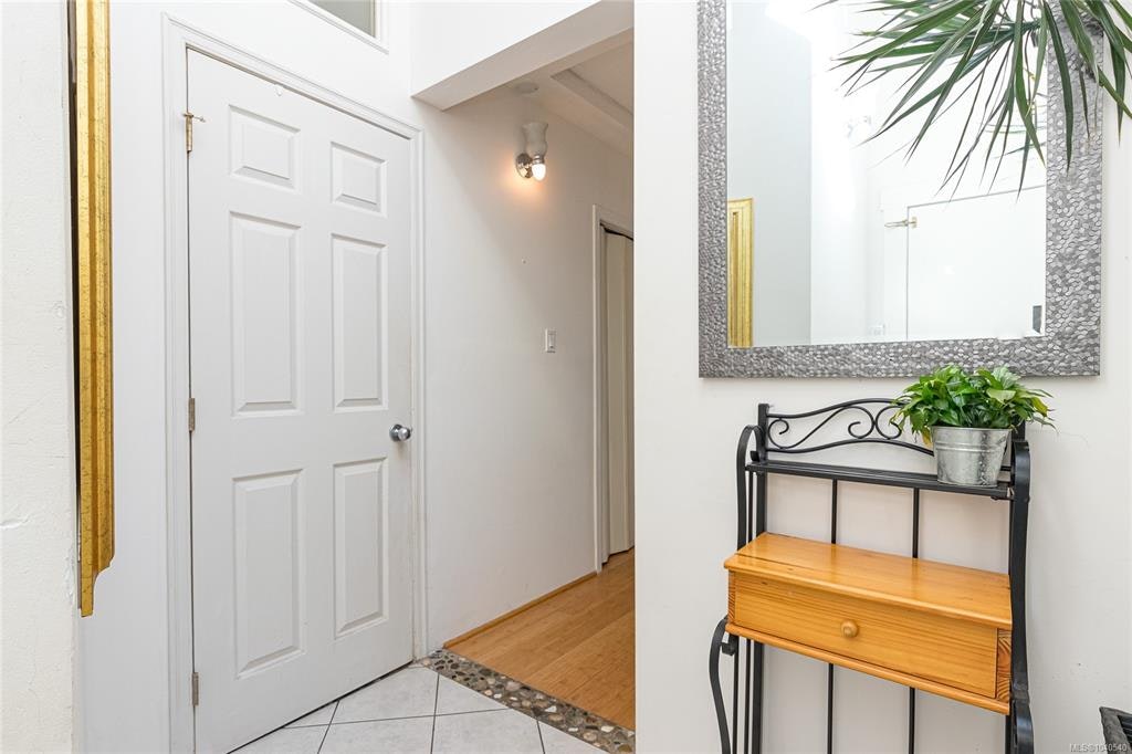 157 Robertson Street, Victoria, BC, V8S 3X3 - 33