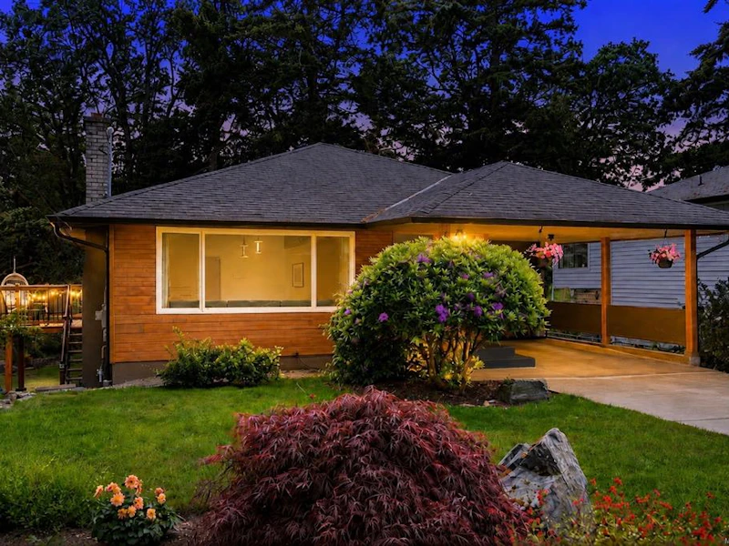 1299 Camrose Crescent, Saanich BC V8P 1N6