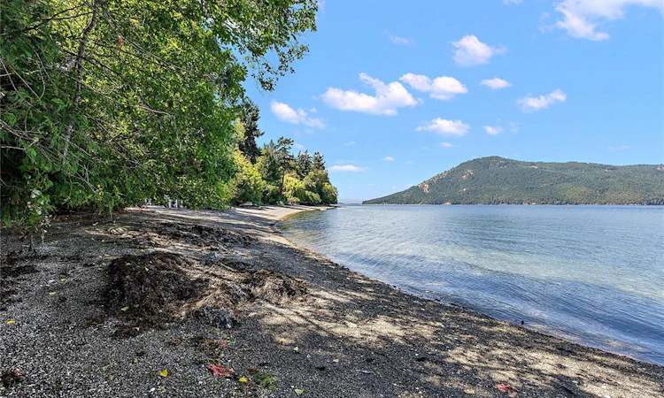 1356 Lands End Road