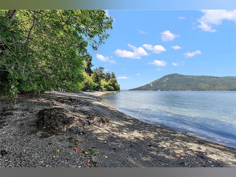 1356 Lands End Road, North Saanich, BC, V8L 5K1