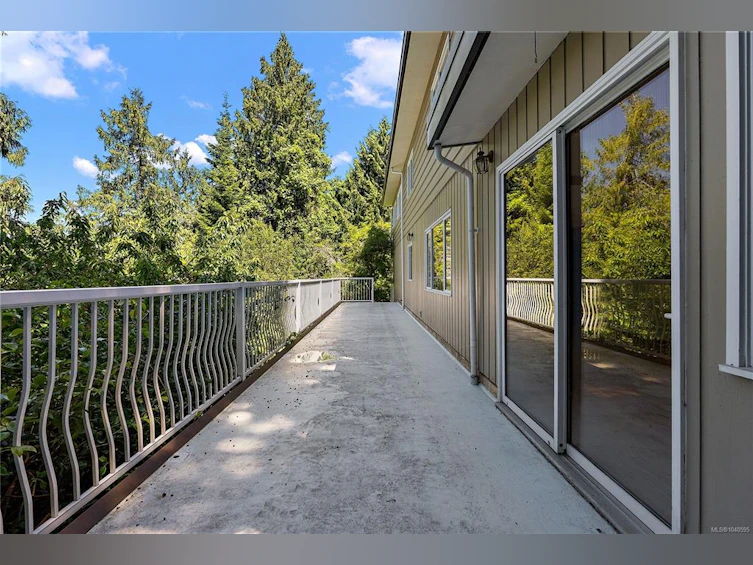 1356 Lands End Road, North Saanich, BC, V8L 5K1 - 16