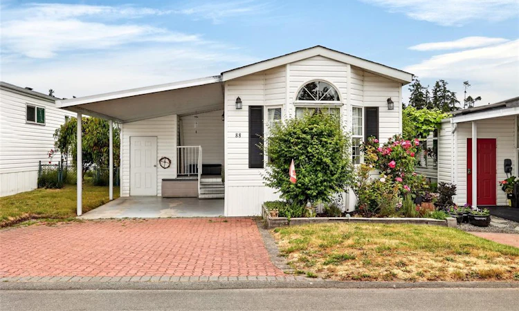 88-7583 Central Saanich Road