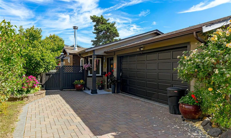 9960 Swiftsure Place