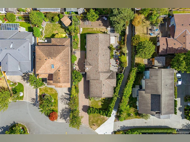 9960 Swiftsure Place, Sidney, BC, V8L 4E4 - 33