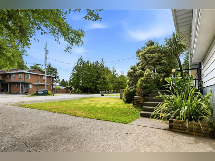 1550 Larch Road, Ucluelet, BC, V0R 3A0 - 36