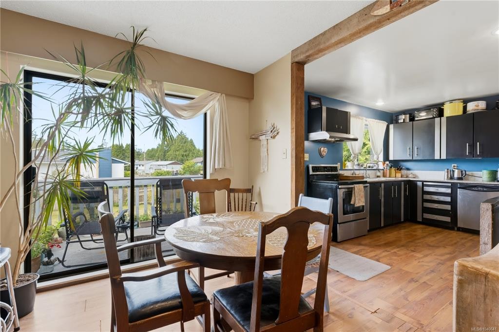 1550 Larch Road, Ucluelet, BC, V0R 3A0 - 10