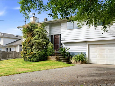 1550 Larch Road - 2