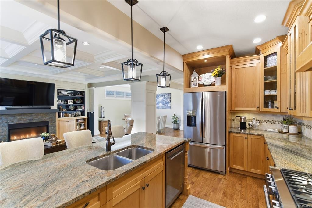 844 Mulholland Drive, French Creek, BC, V9P 1Z5 - 13