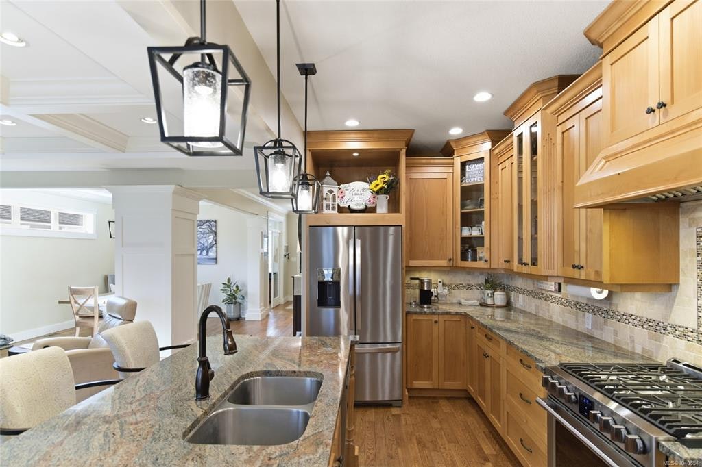 844 Mulholland Drive, French Creek, BC, V9P 1Z5 - 10