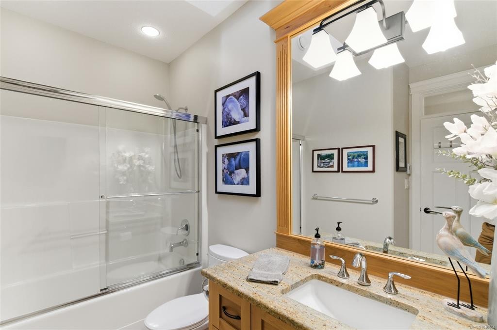 844 Mulholland Drive, French Creek, BC, V9P 1Z5 - 35