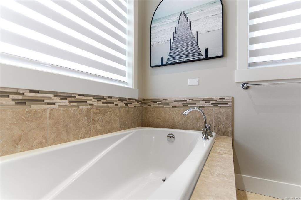 844 Mulholland Drive, French Creek, BC, V9P 1Z5 - 30