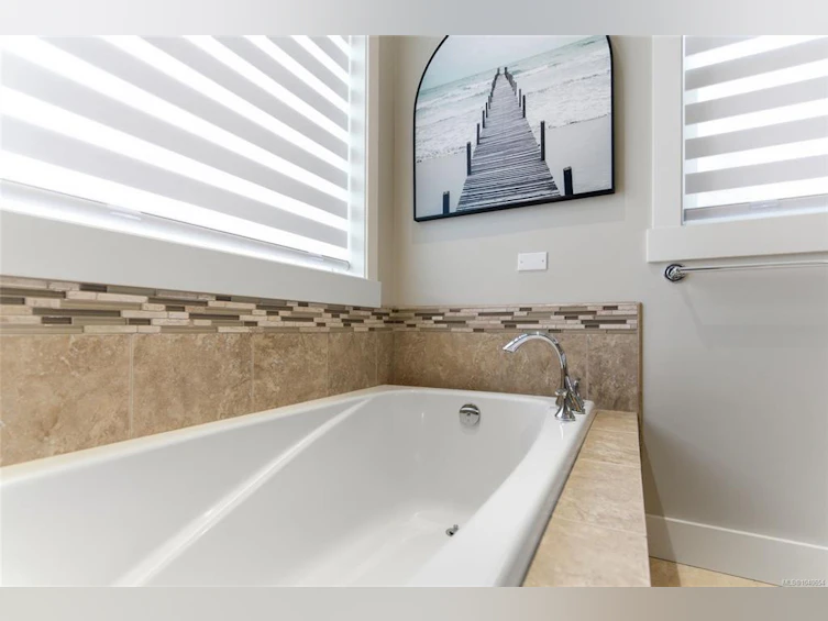 844 Mulholland Drive, French Creek, BC, V9P 1Z5 - 30