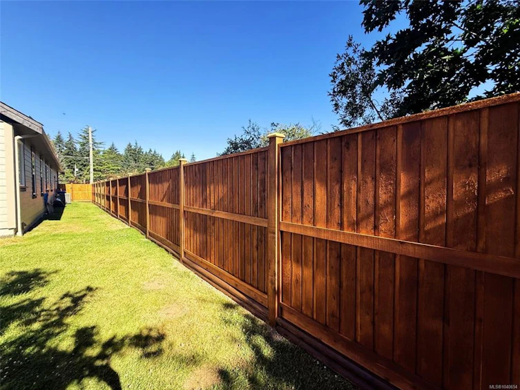 844 Mulholland Drive, French Creek, BC, V9P 1Z5 - 40